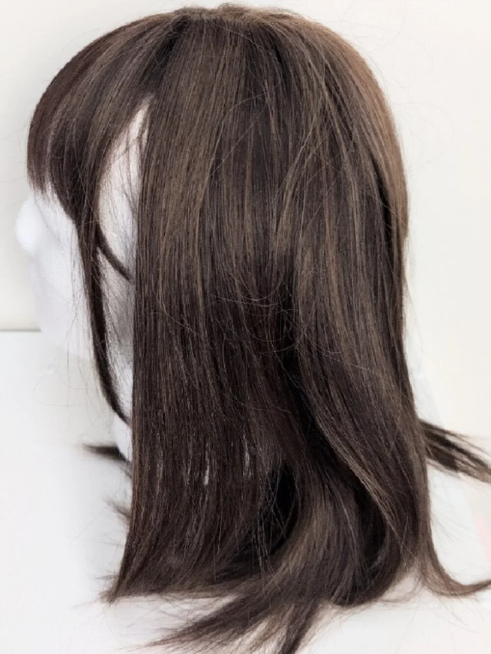 Brown Wig Straight Bangs Synthetic Hair Feathered Cut 16 INCHES NWT Cosplay